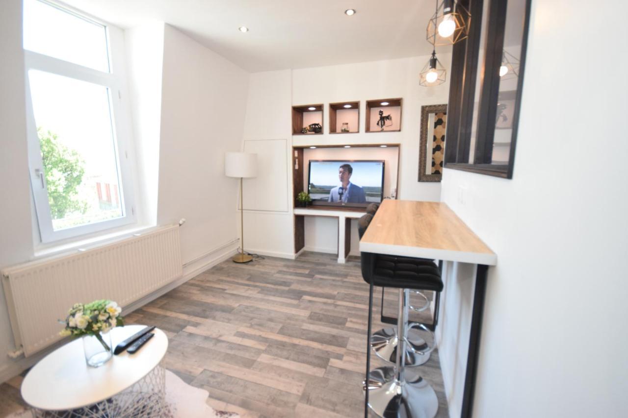 Design Appart - Hyper Centre - Tram - Free Wifi - Lerelaisdodile21 Valenciennes Bagian luar foto
